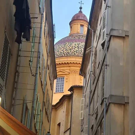 Cozy Downtown Retreat Close To Sea And Station Apartment Nizza